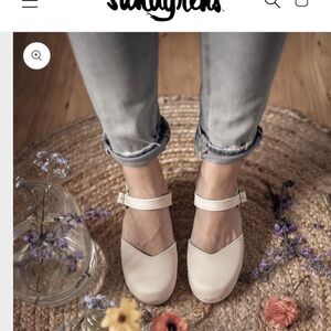 Sandgren Mary Jane clogs